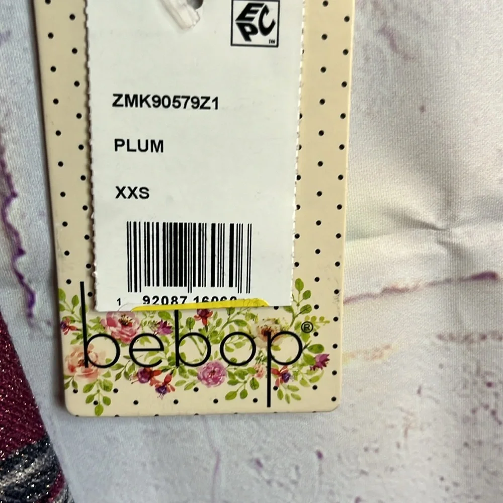 Gorgeous JUNIORS BEBOP SPARKLE FLORAL SWING DRESS XXS - Picture 8 of 16